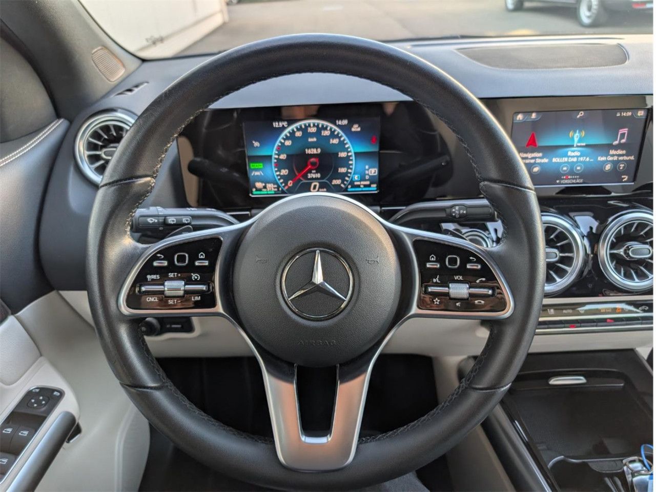 Fahrzeugbild 17 / 25