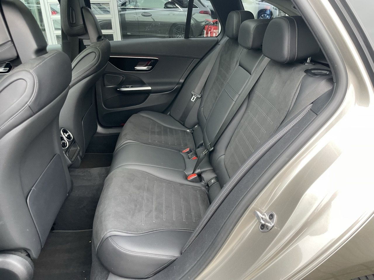 Fahrzeugbild 12 / 18