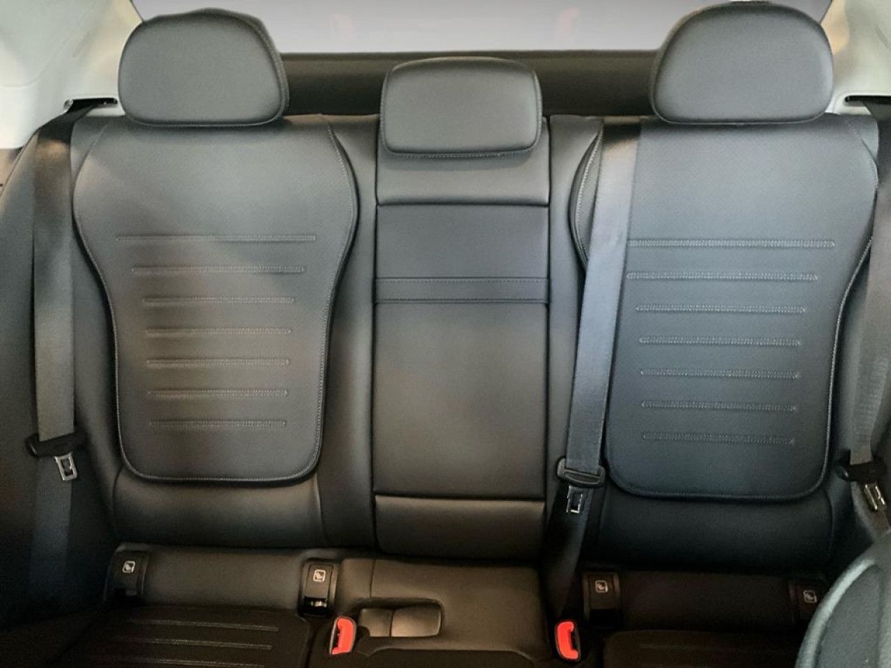 Mercedes-Benz C-Klasse – Bild 18