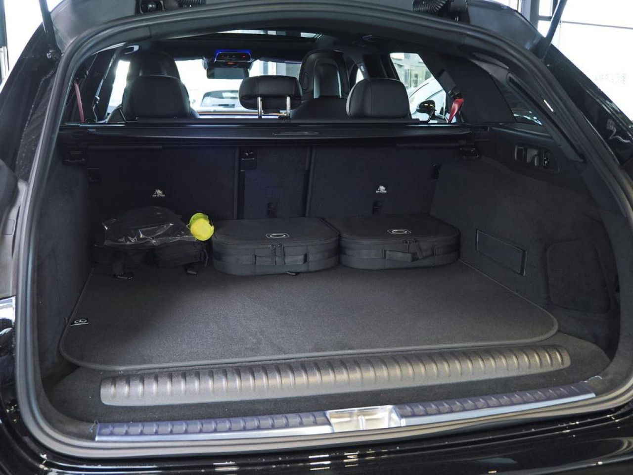 Mercedes-Benz E-Klasse – Bild 17