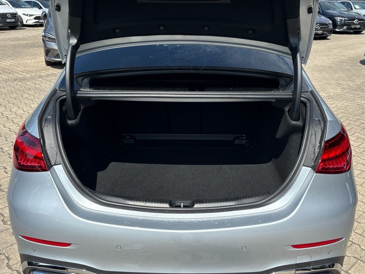 Mercedes-Benz C-Klasse – Bild 15
