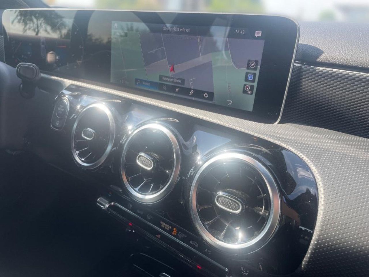 Fahrzeugbild 13 / 16