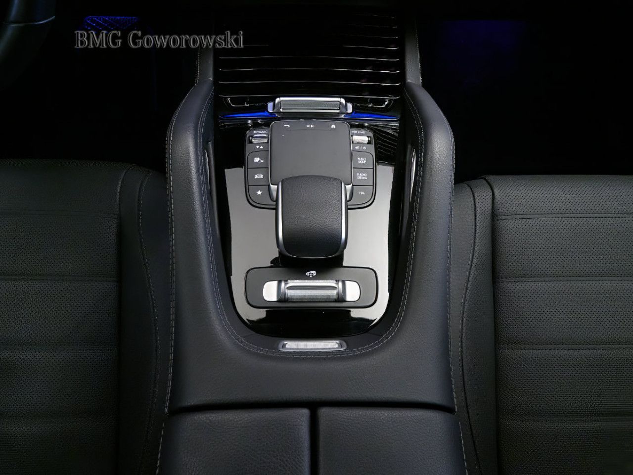 Zdjęcie pojazdu 13 / 19