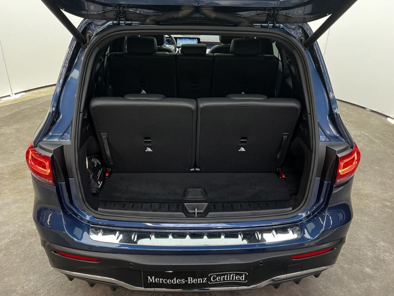 Photo du v&eacute;hicule 16 / 18