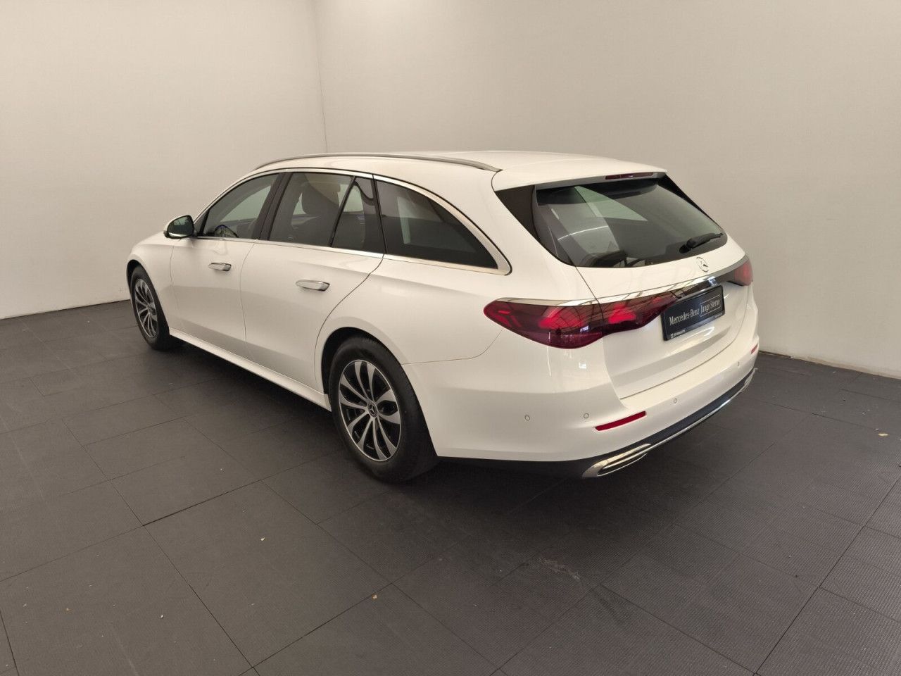 Mercedes-Benz E-Klasse – Bild 7