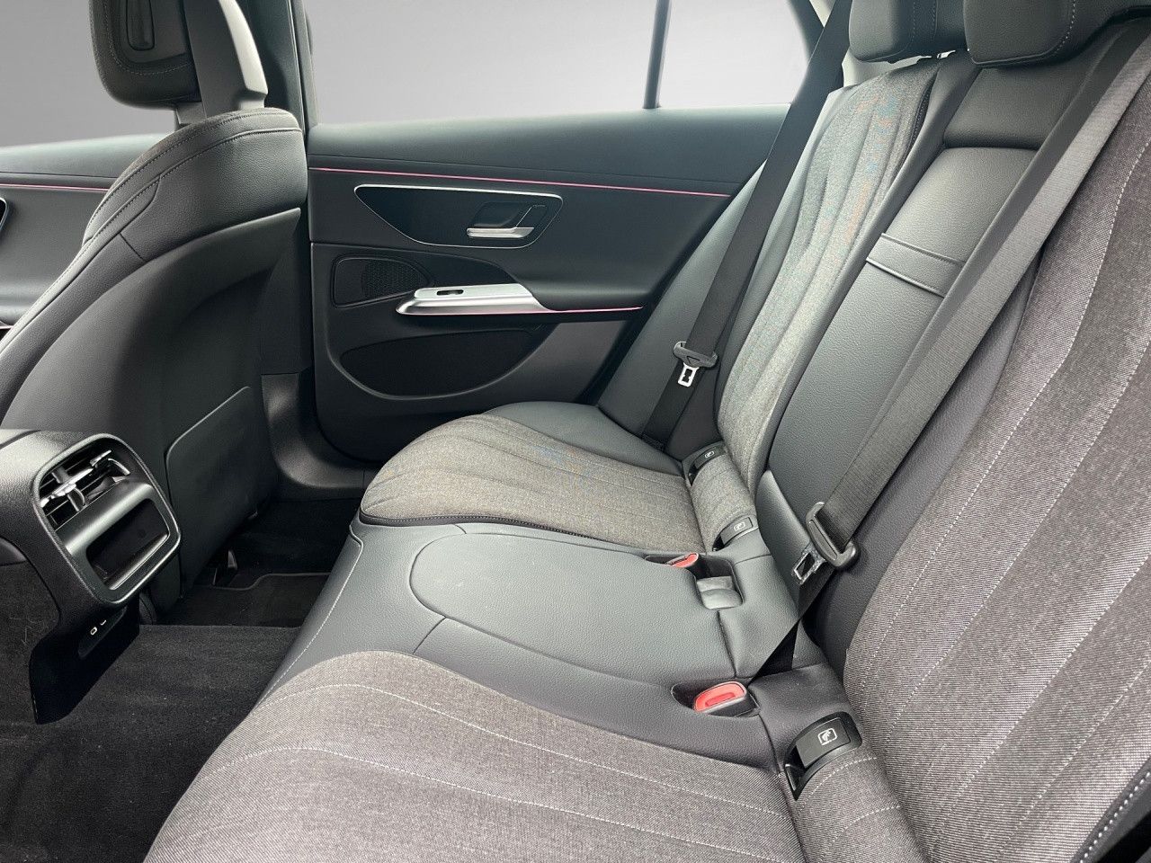 Fahrzeugbild 16 / 25