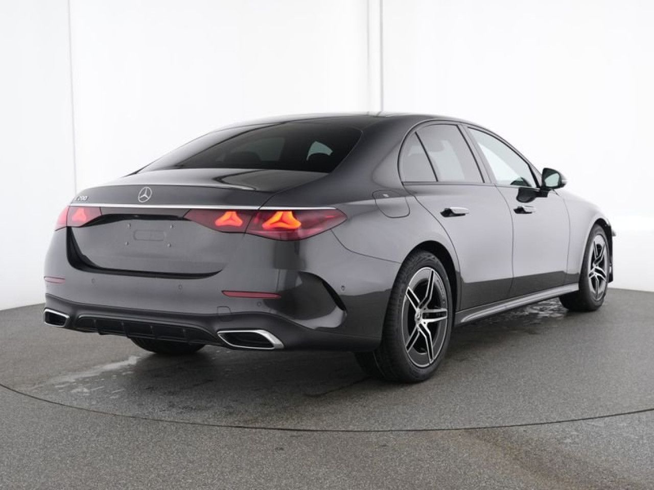 Mercedes-Benz E-Klasse – Bild 2