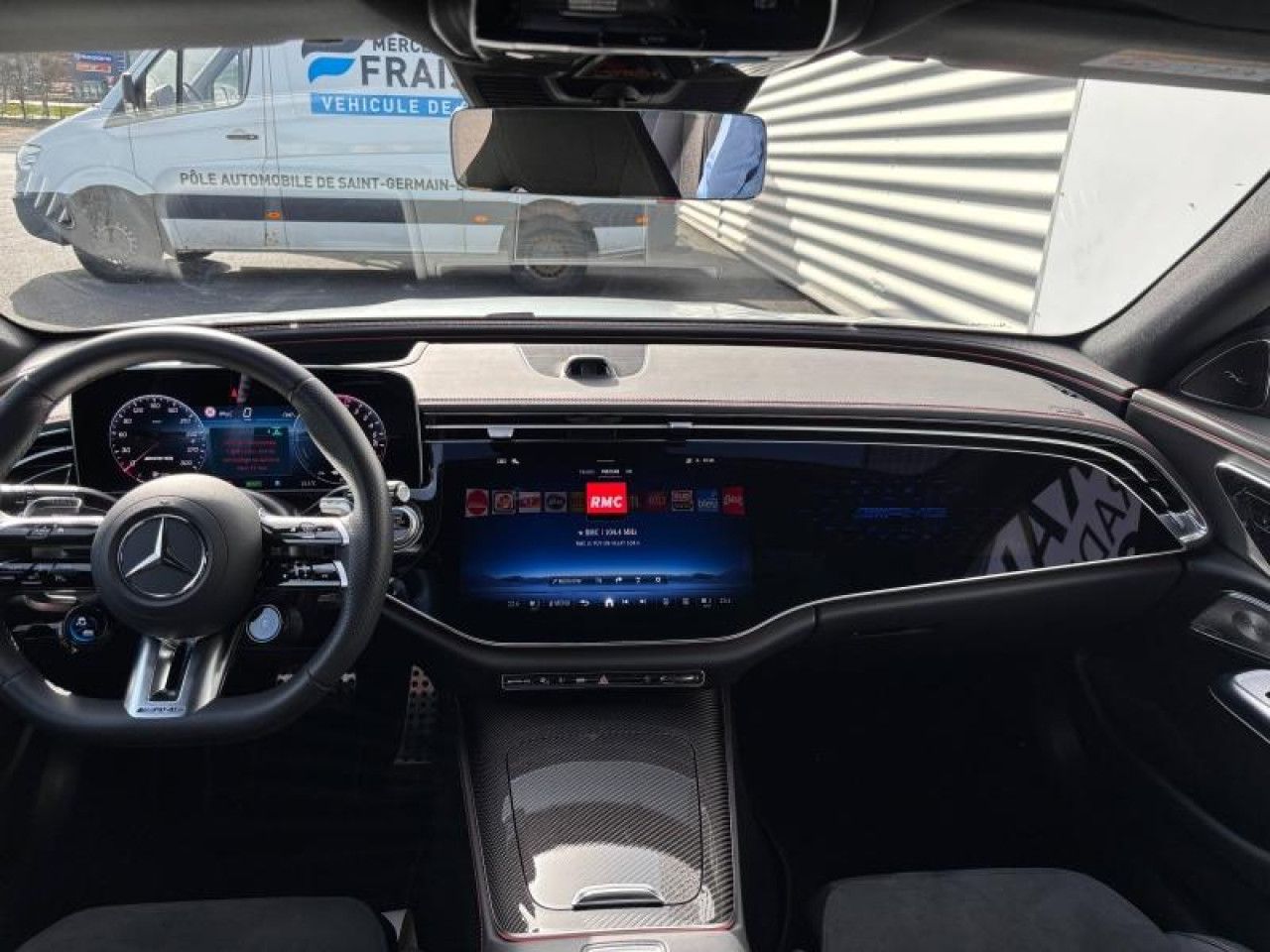 Photo du v&eacute;hicule 9 / 17