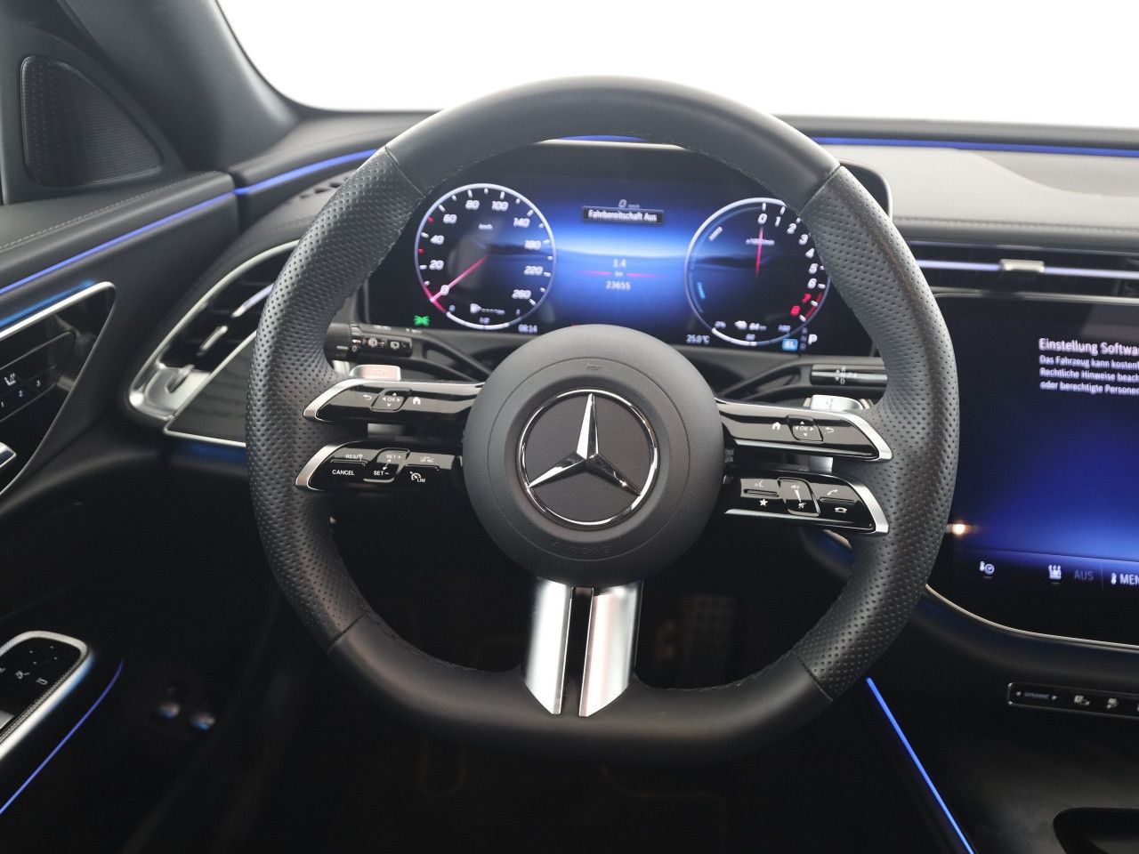 Mercedes-Benz E-Klasse – Bild 10
