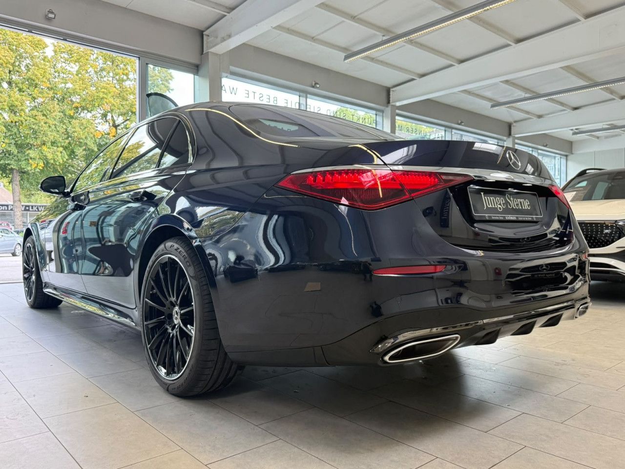 Mercedes-Benz S-Klasse – Bild 2