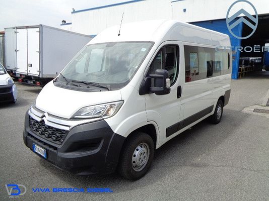 Vehicle image 1 / 15