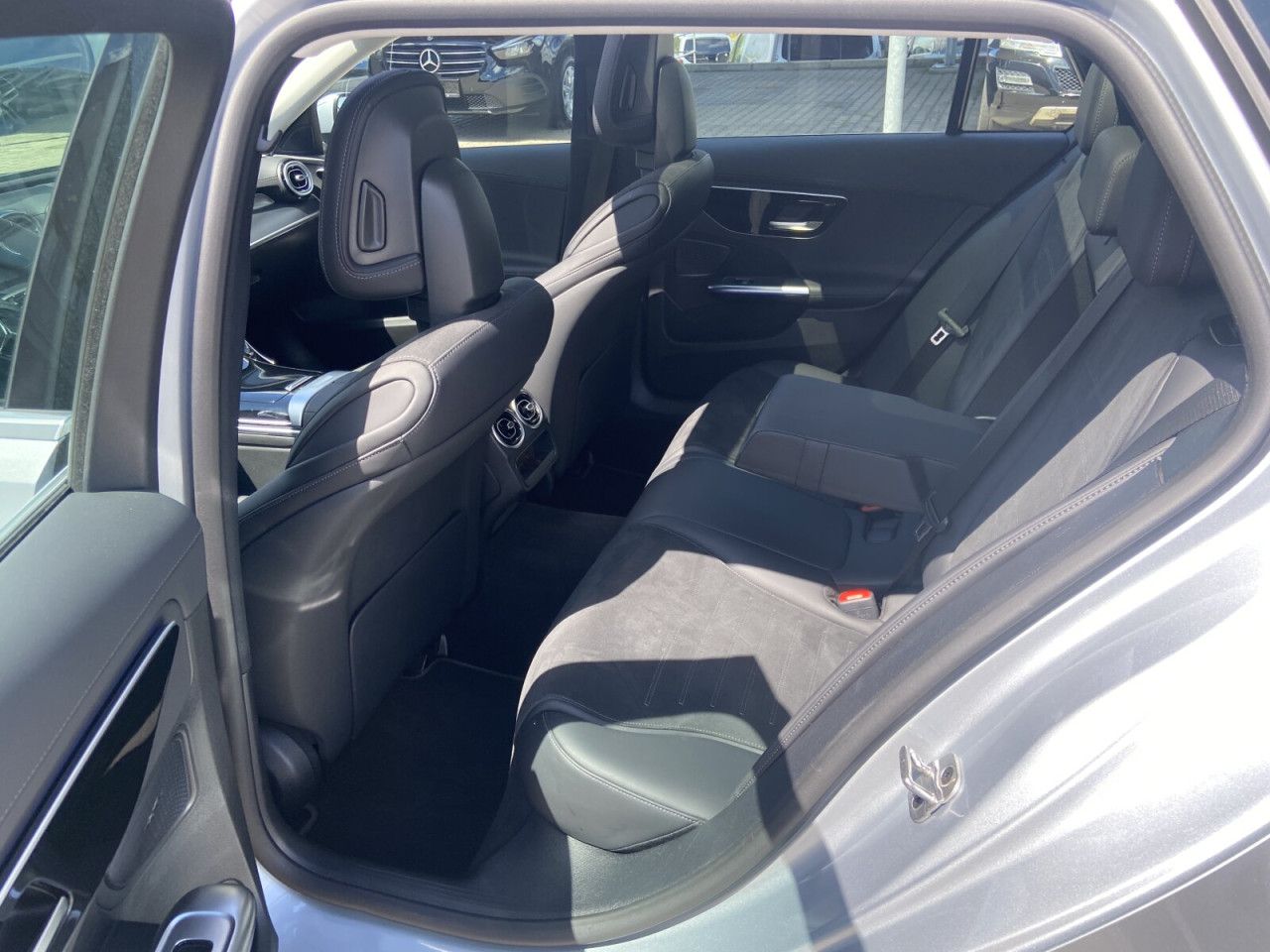 Mercedes-Benz C-Klasse – Bild 17
