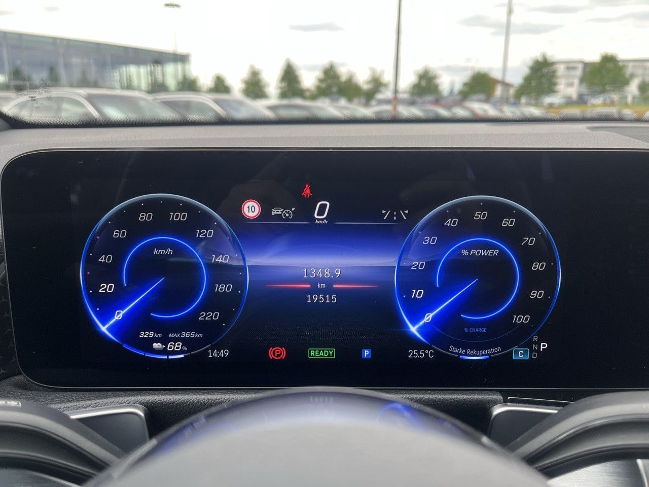 Mercedes-Benz E-Klasse – Bild 12