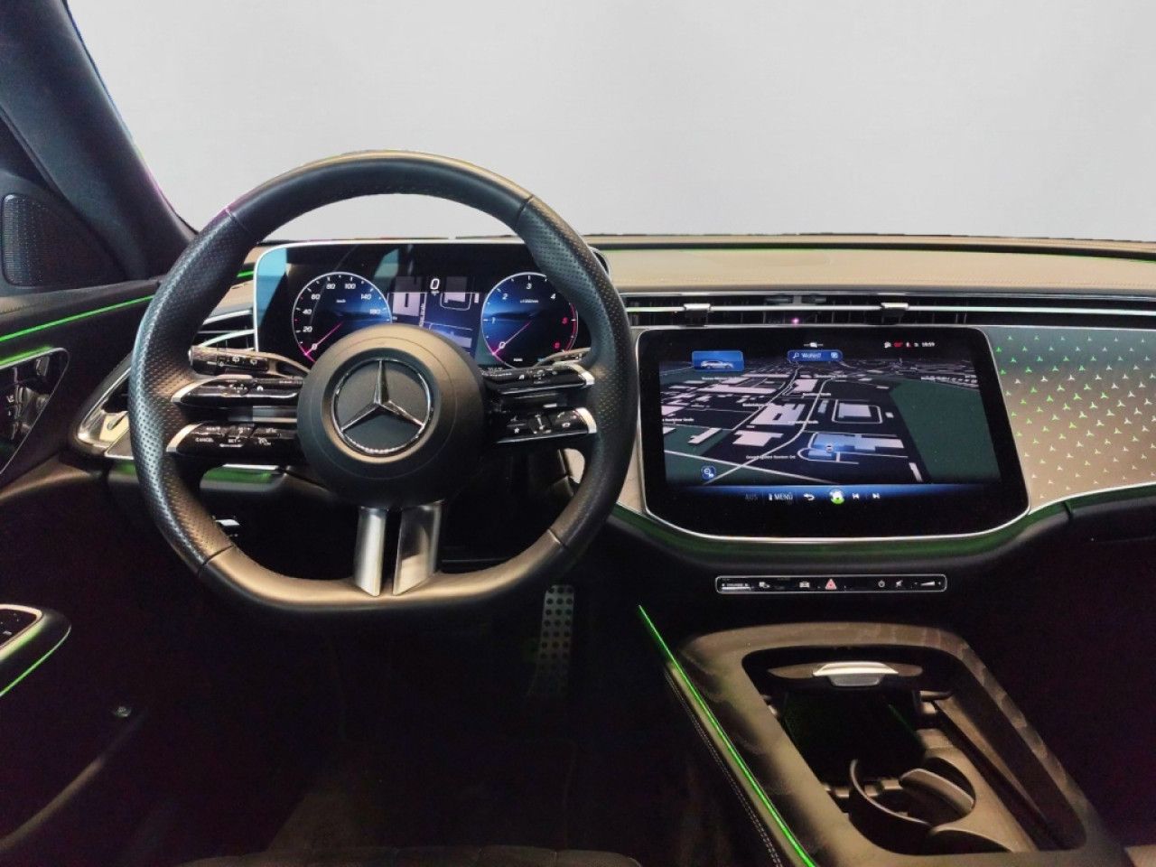 Mercedes-Benz E-Klasse – Bild 8