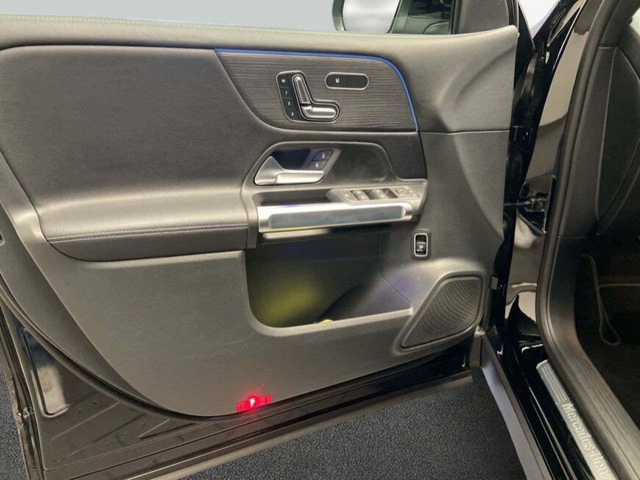 Fahrzeugbild 14 / 15