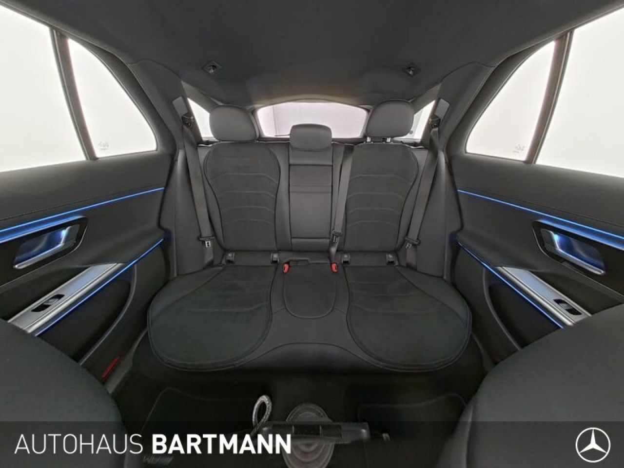 Mercedes-Benz E-Klasse – Bild 10