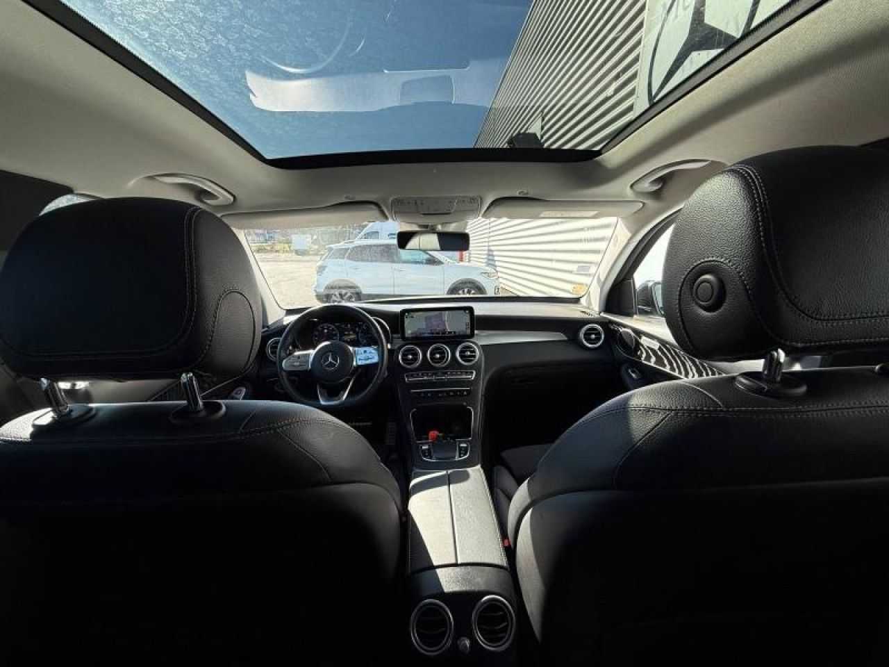 Photo du v&eacute;hicule 10 / 18