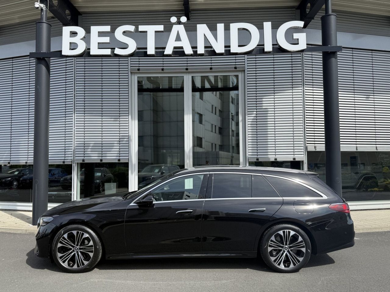 Mercedes-Benz E-Klasse – Bild 2