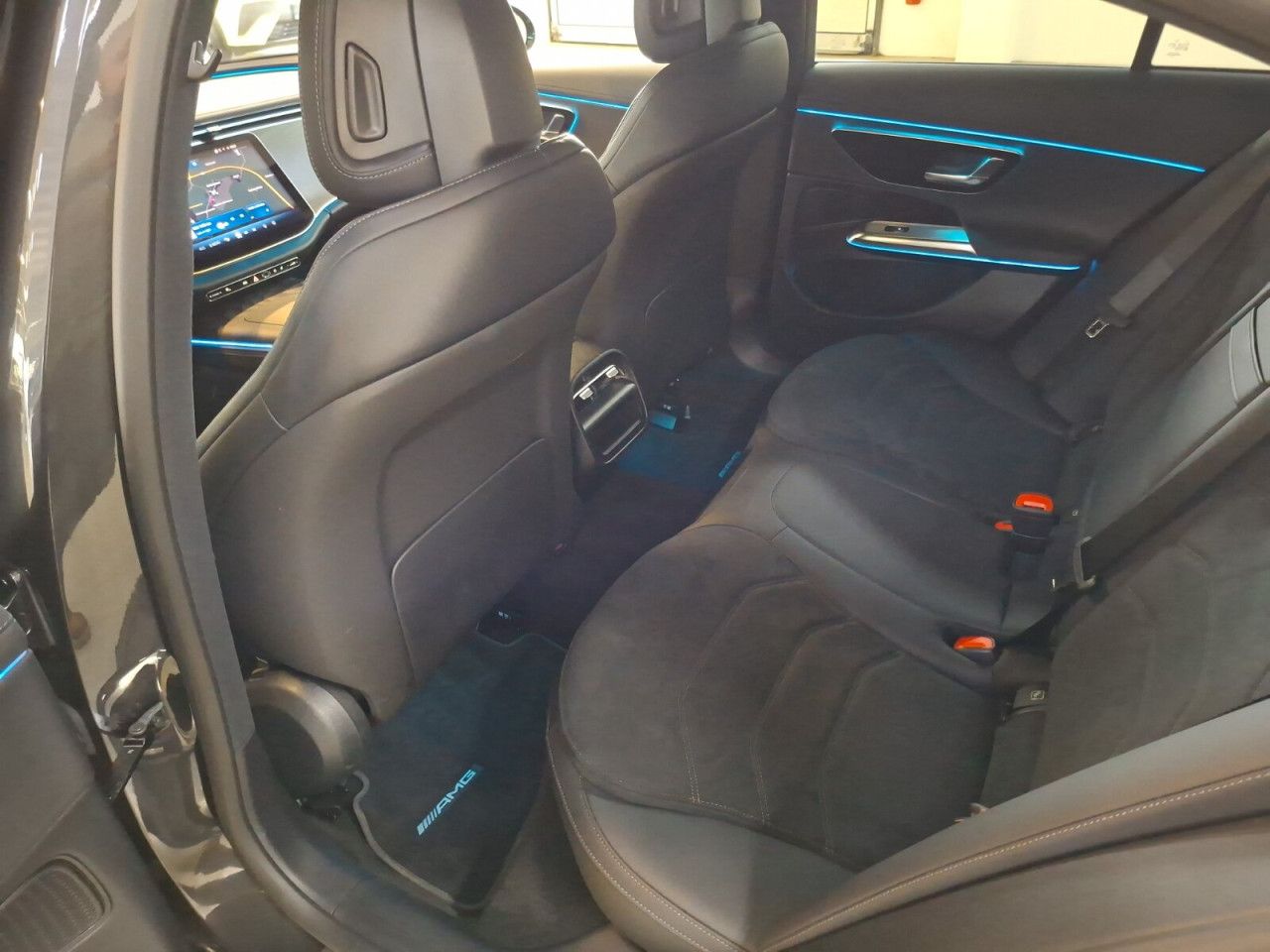 Mercedes-Benz E-Klasse – Bild 12