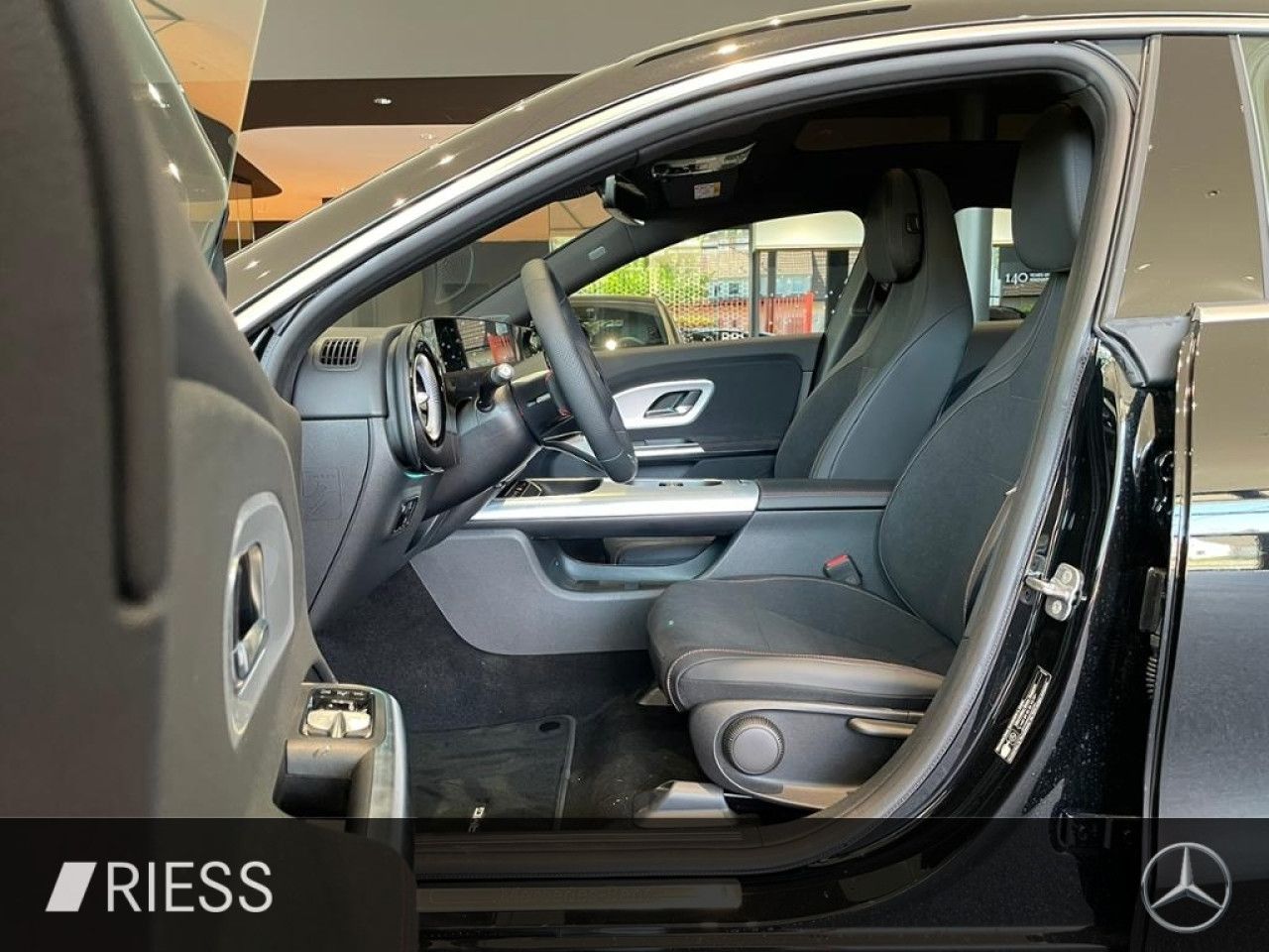 Mercedes-Benz CLA – Bild 2
