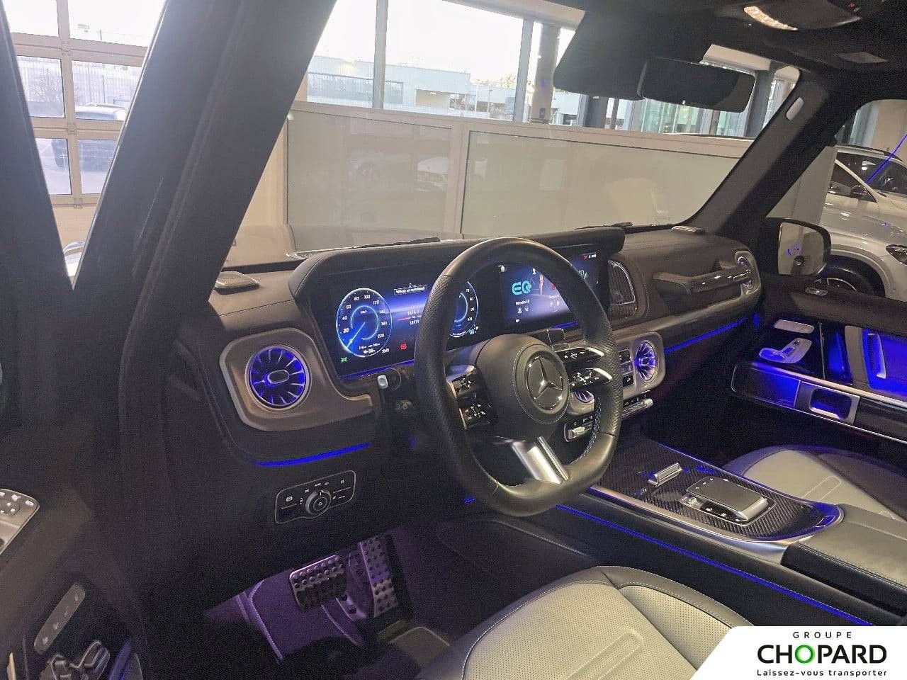 Photo du v&eacute;hicule 2 / 18