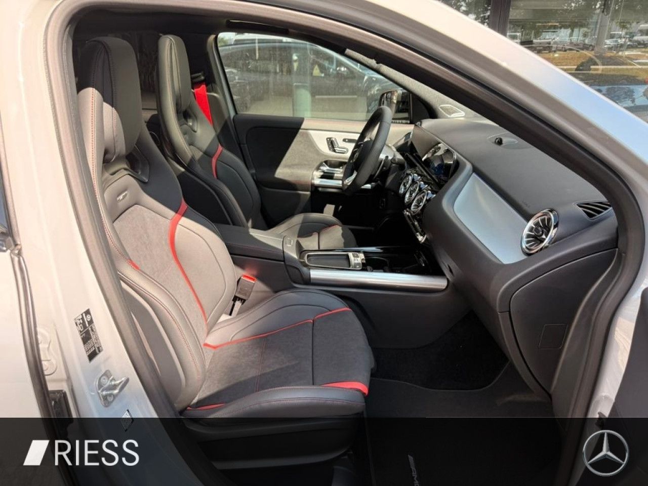 Mercedes-Benz GLA – Bild 9