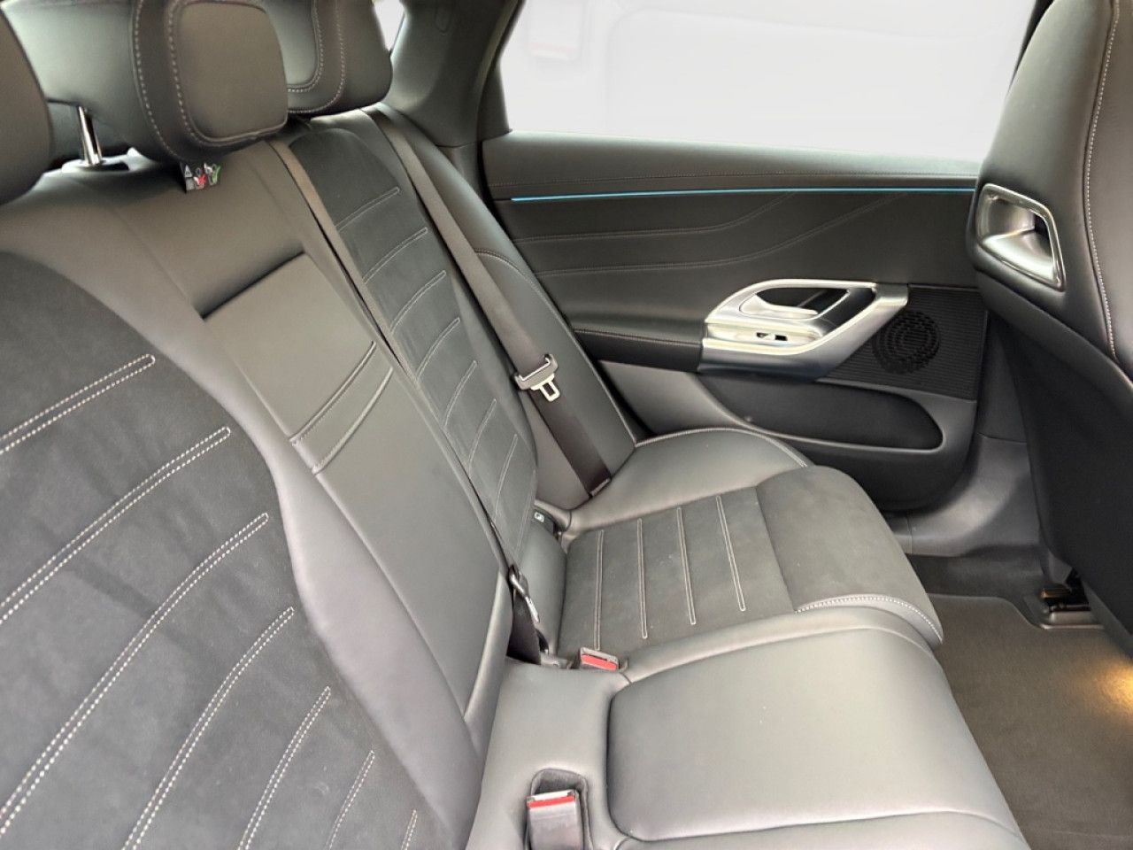 Mercedes-Benz C-Klasse – Bild 8