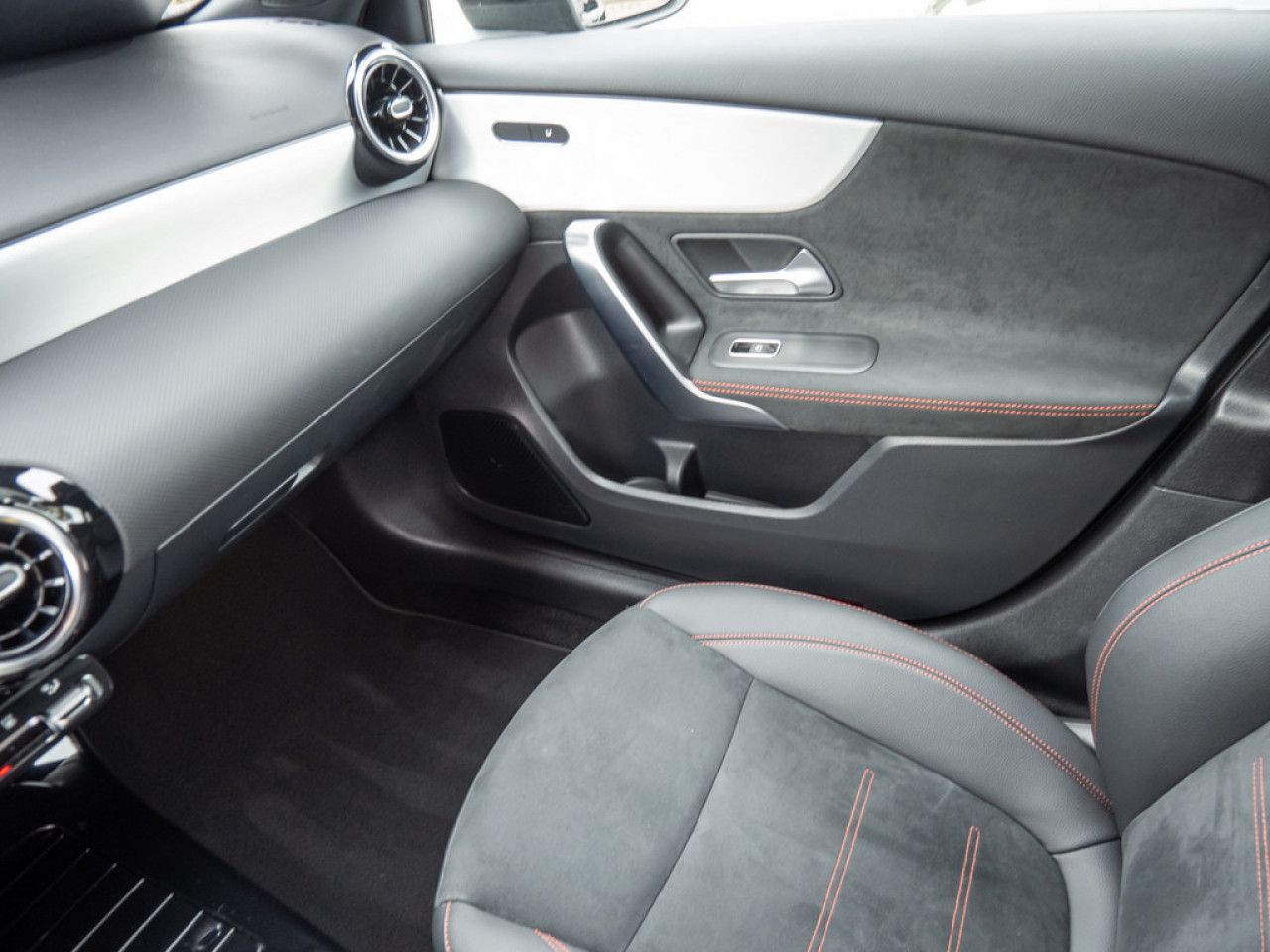 Mercedes-Benz A-Klasse – Bild 14