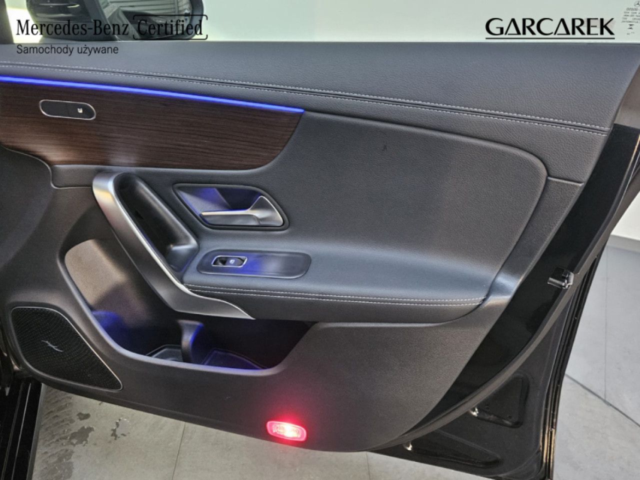 Zdjęcie pojazdu 8 / 23