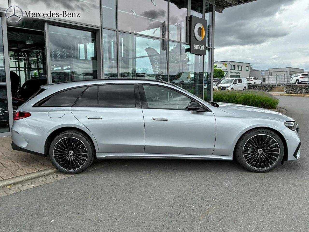 Mercedes-Benz E-Klasse – Bild 6