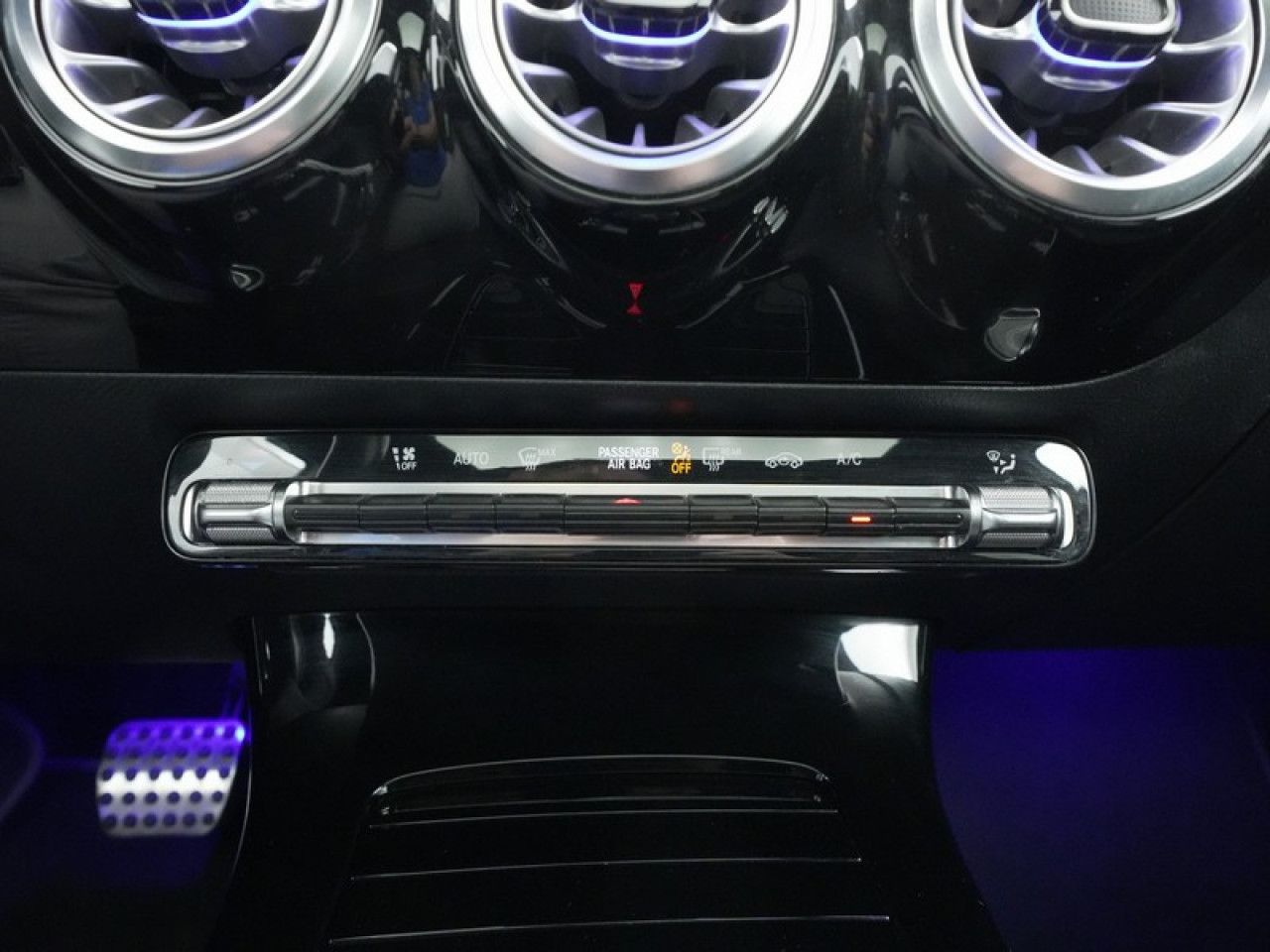 Imagem do veículo 18 / 23