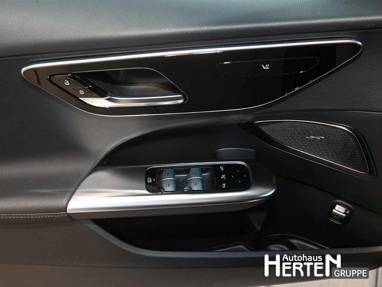 Mercedes-Benz C-Klasse – Bild 10