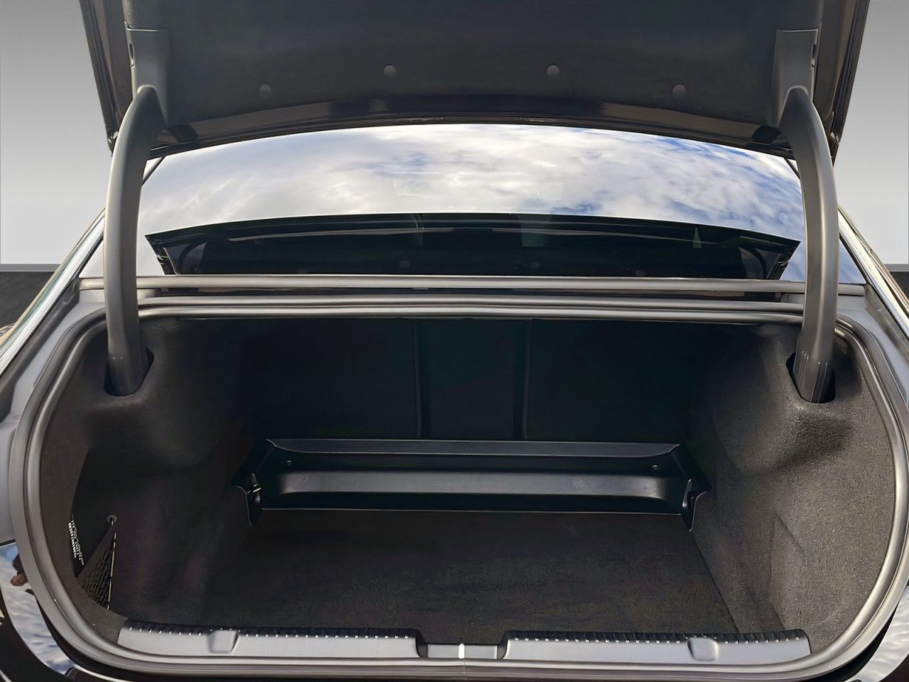 Mercedes-Benz EQE – Bild 19