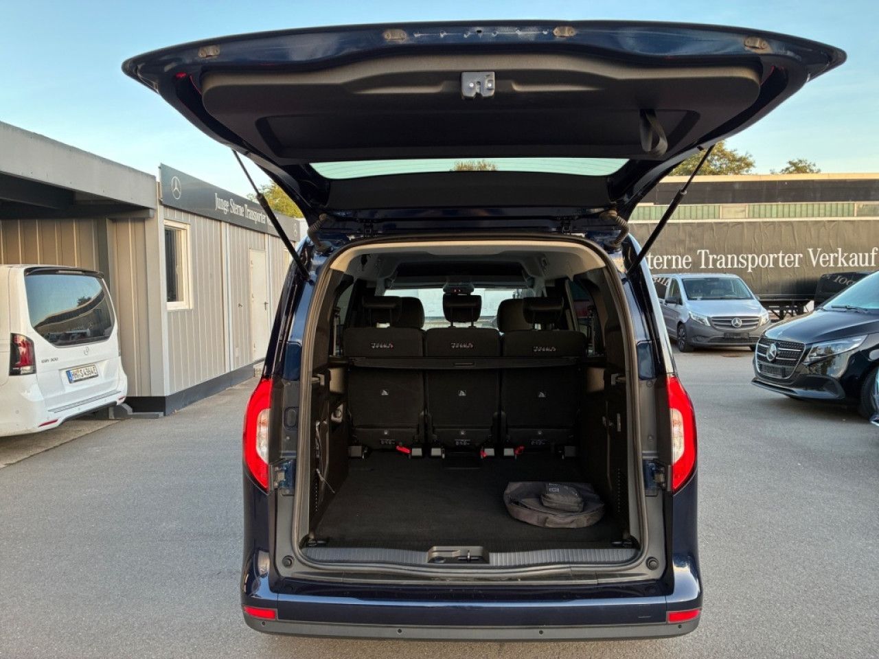 Mercedes-Benz EQT – Bild 9