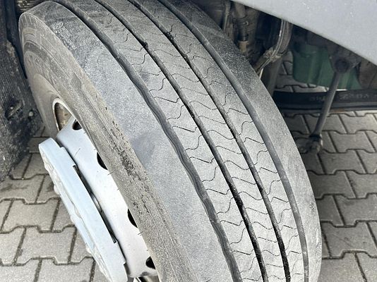 Vehicle image 20 / 20