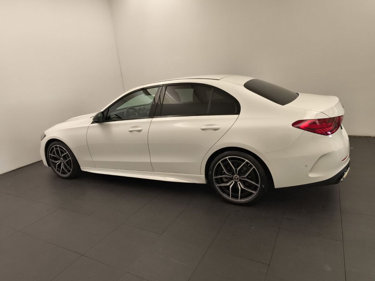 Mercedes-Benz C-Klasse – Bild 8