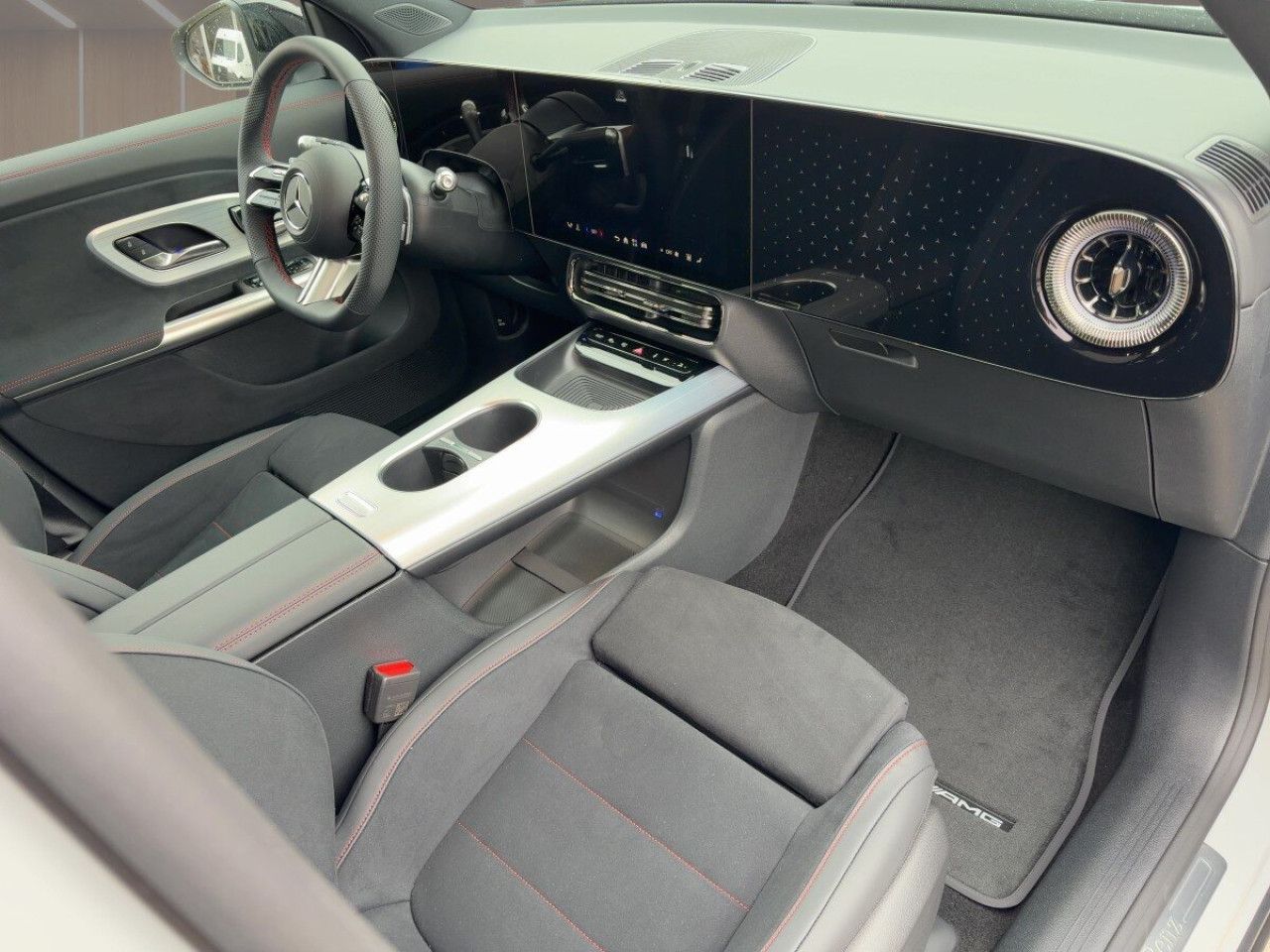 Mercedes-Benz GLB – Bild 16