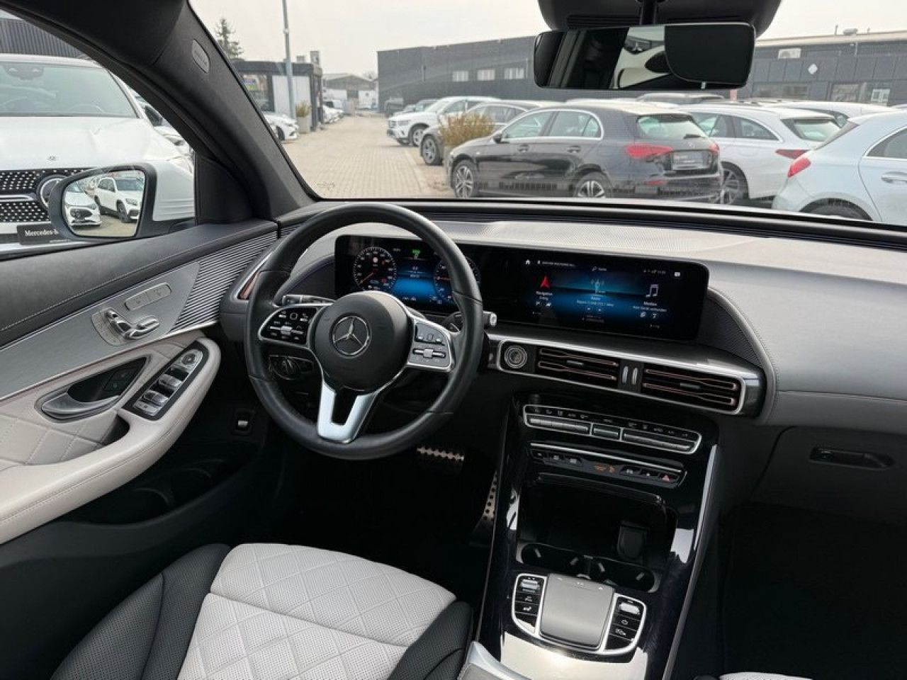 Fahrzeugbild 11 / 12