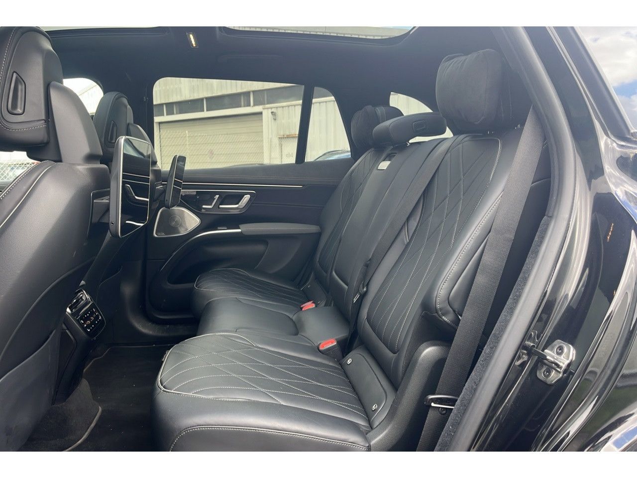 Photo du v&eacute;hicule 11 / 18