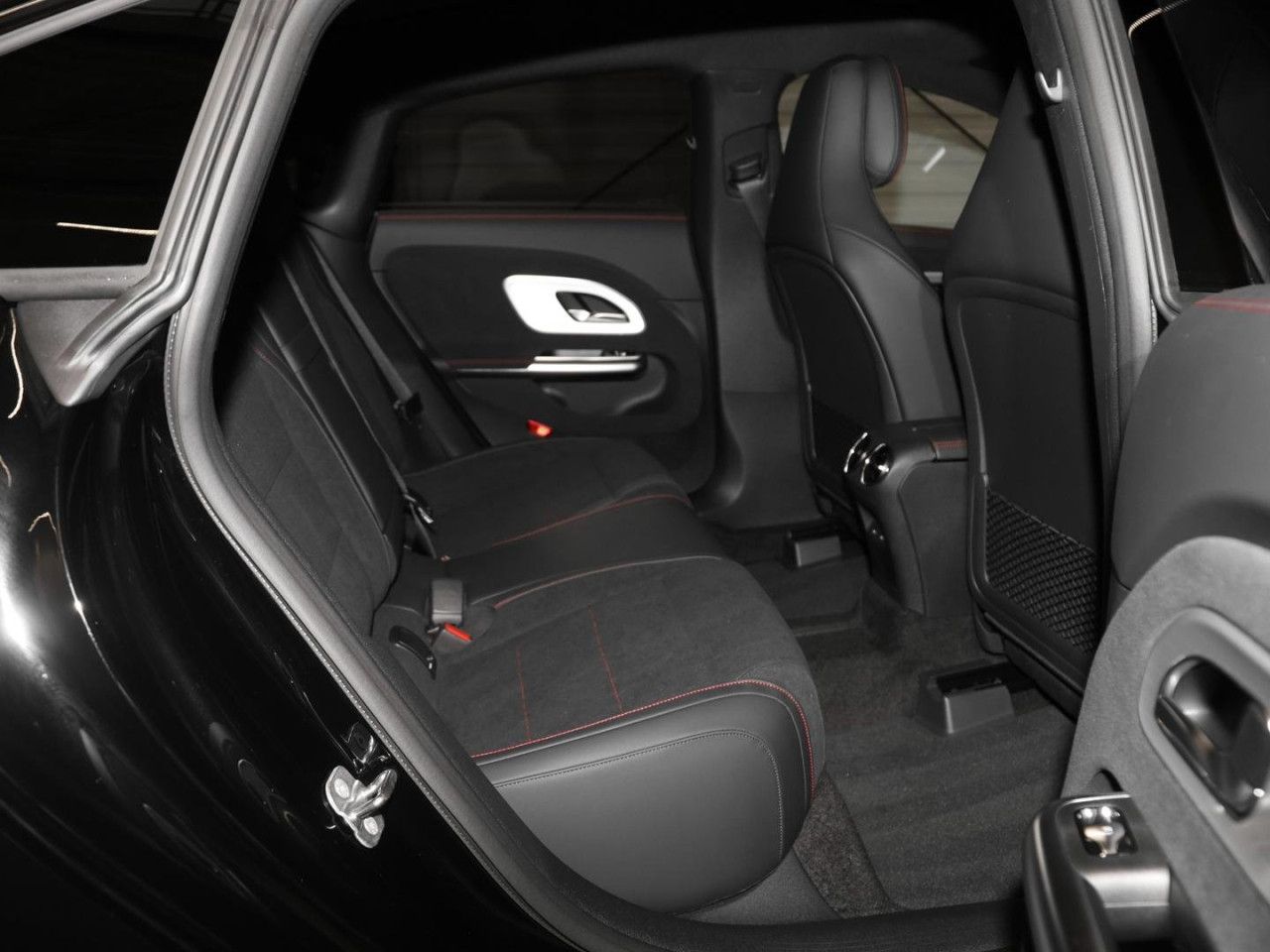 Mercedes-Benz CLA – Bild 6