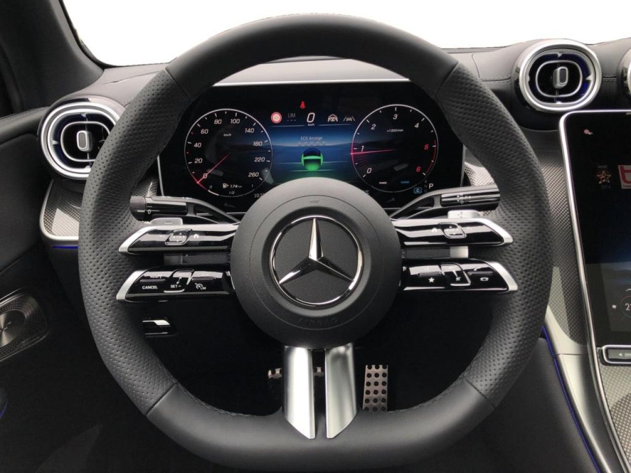 Mercedes-Benz GLC – Bild 10