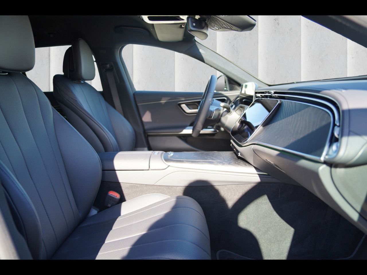 Mercedes-Benz E-Klasse – Bild 10