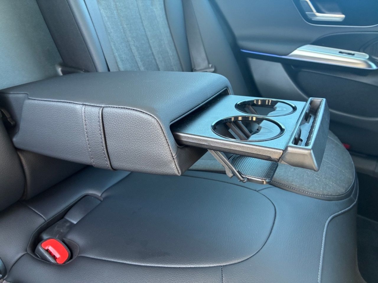 Mercedes-Benz E-Klasse – Bild 28
