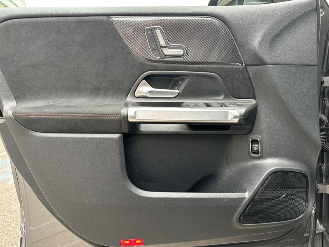 Photo du véhicule 18 / 18