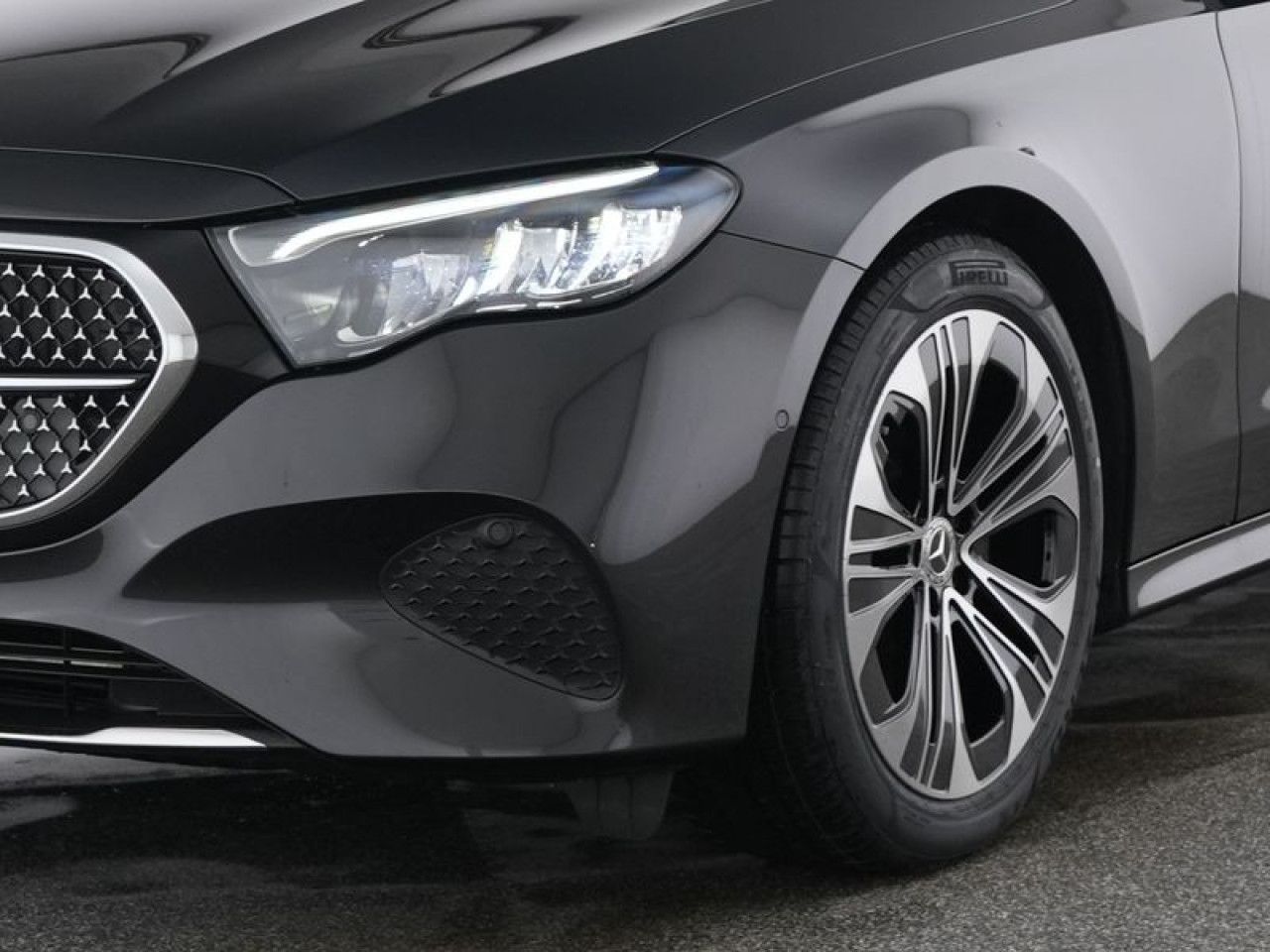 Mercedes-Benz E-Klasse – Bild 3