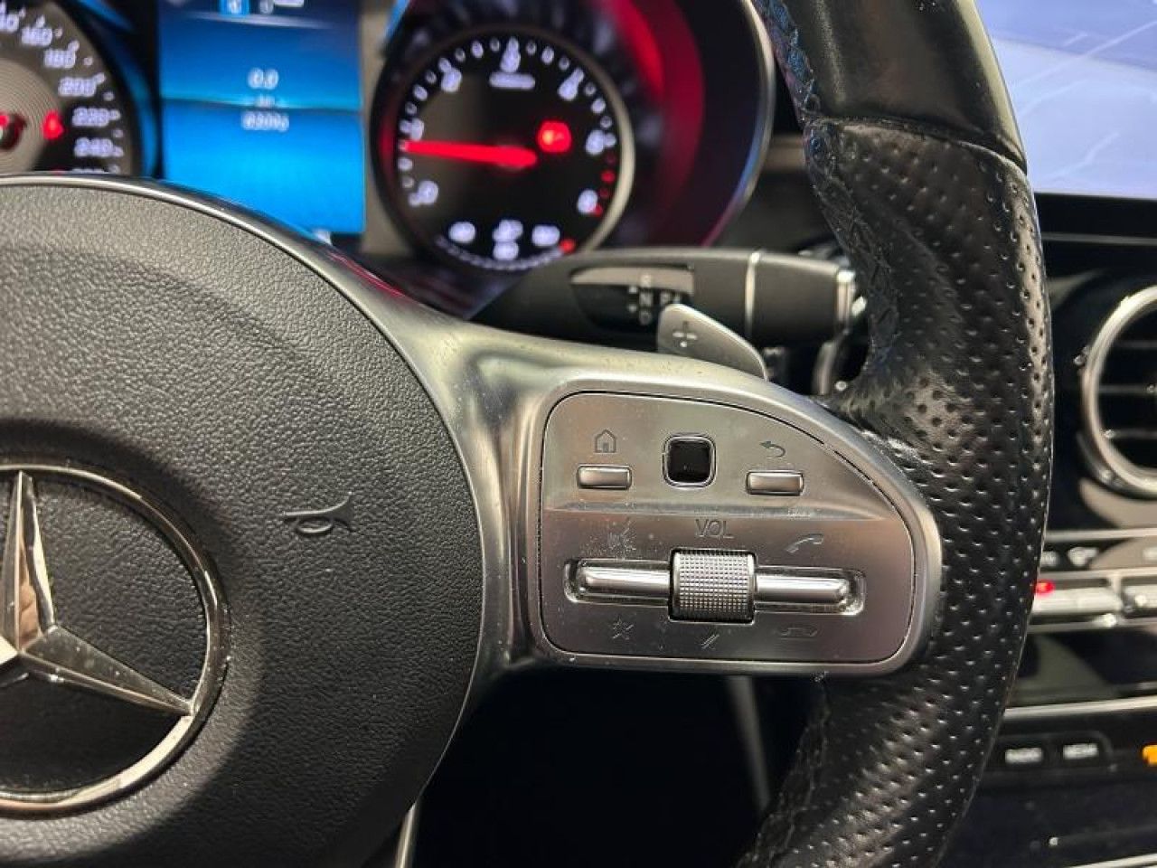 Photo du v&eacute;hicule 13 / 18