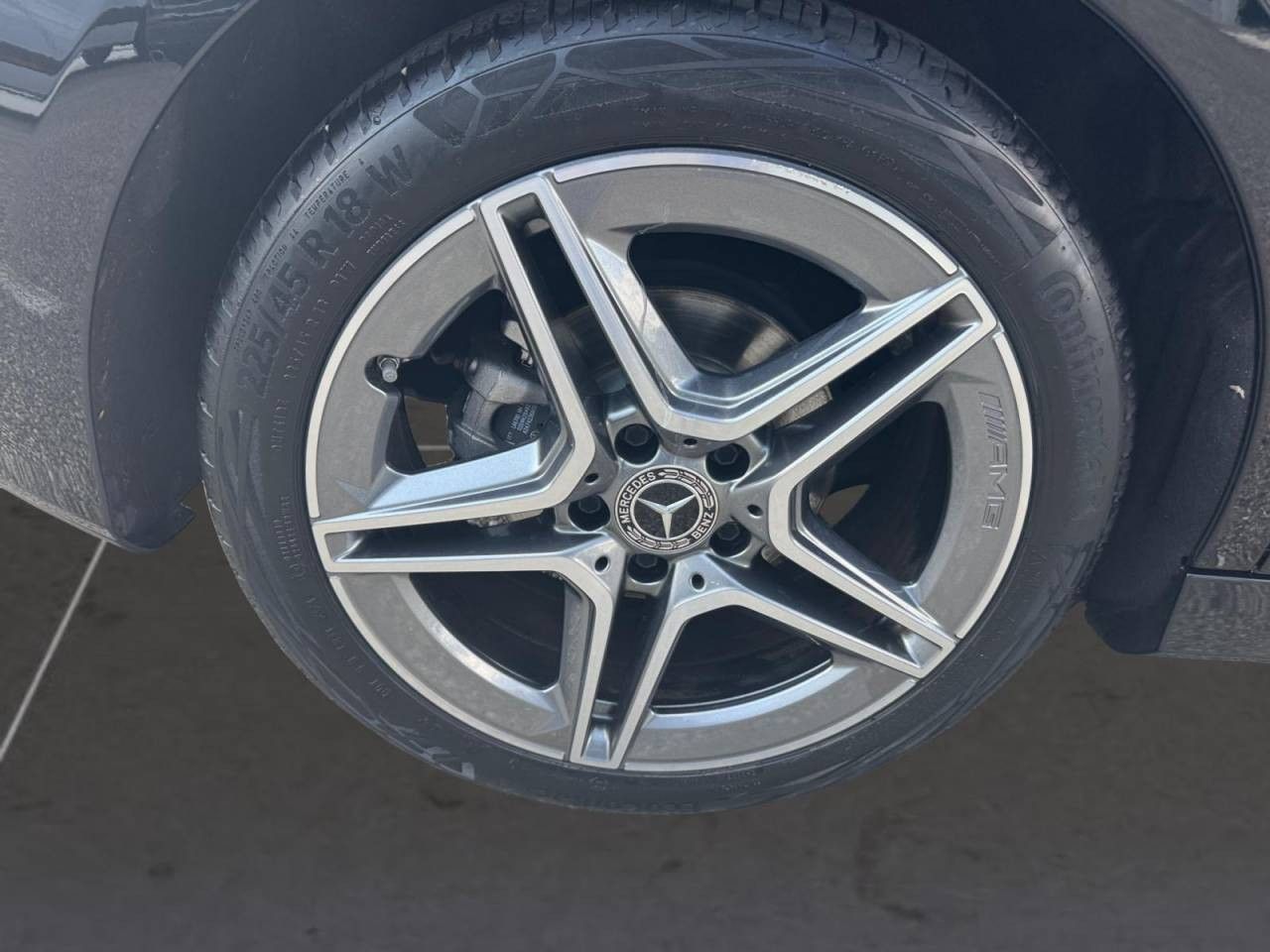 Photo du véhicule 9 / 18