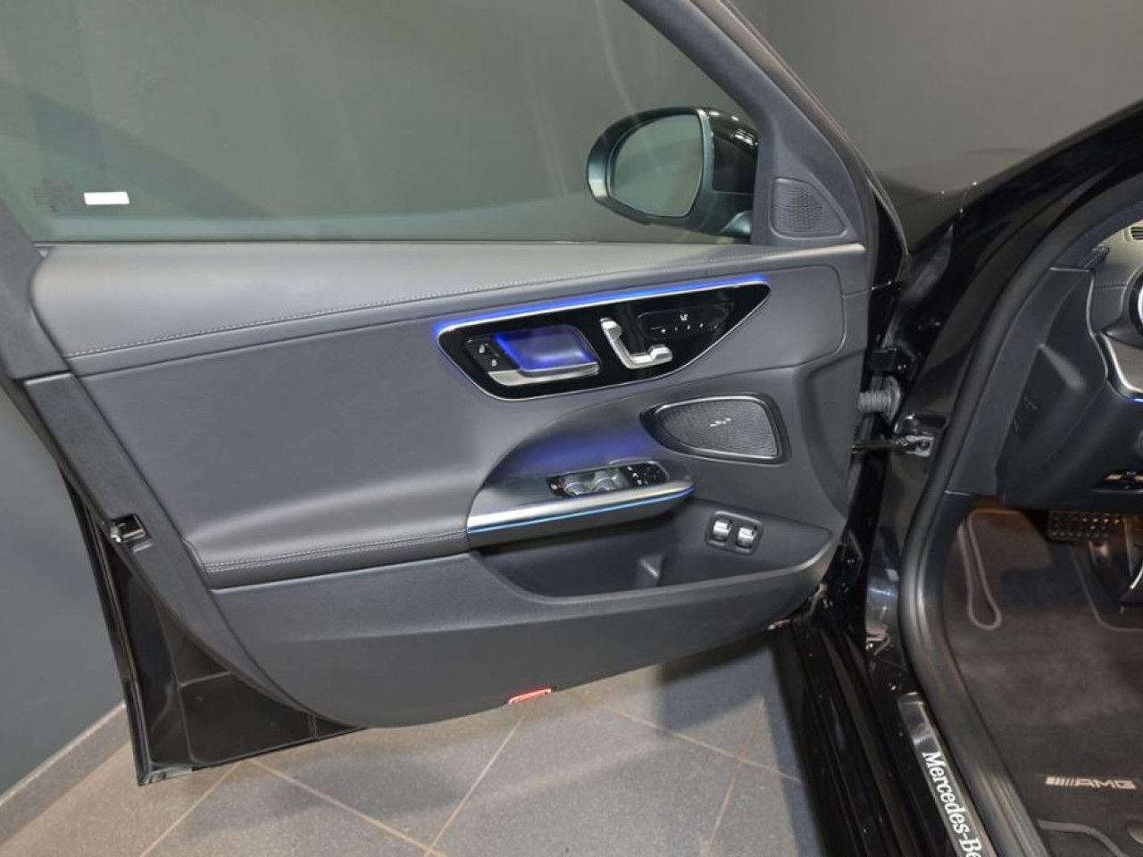 Mercedes-Benz C-Klasse – Bild 18
