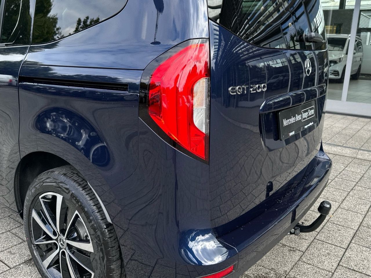 Mercedes-Benz EQT – Bild 3