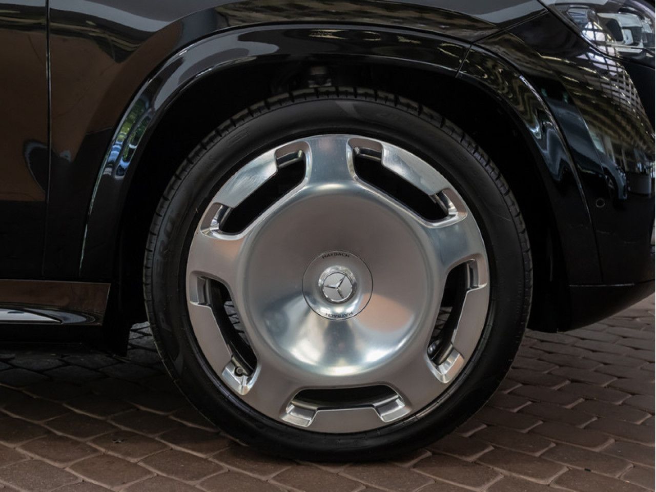 Mercedes-Benz GLS – Bild 7